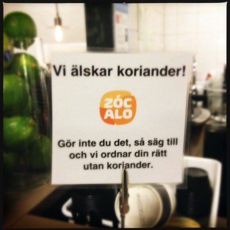 Skylt på mexikanska snabbmatstället Zocalo.