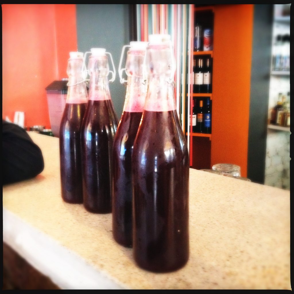 Drycken chichamorada är gjord på lila majs.