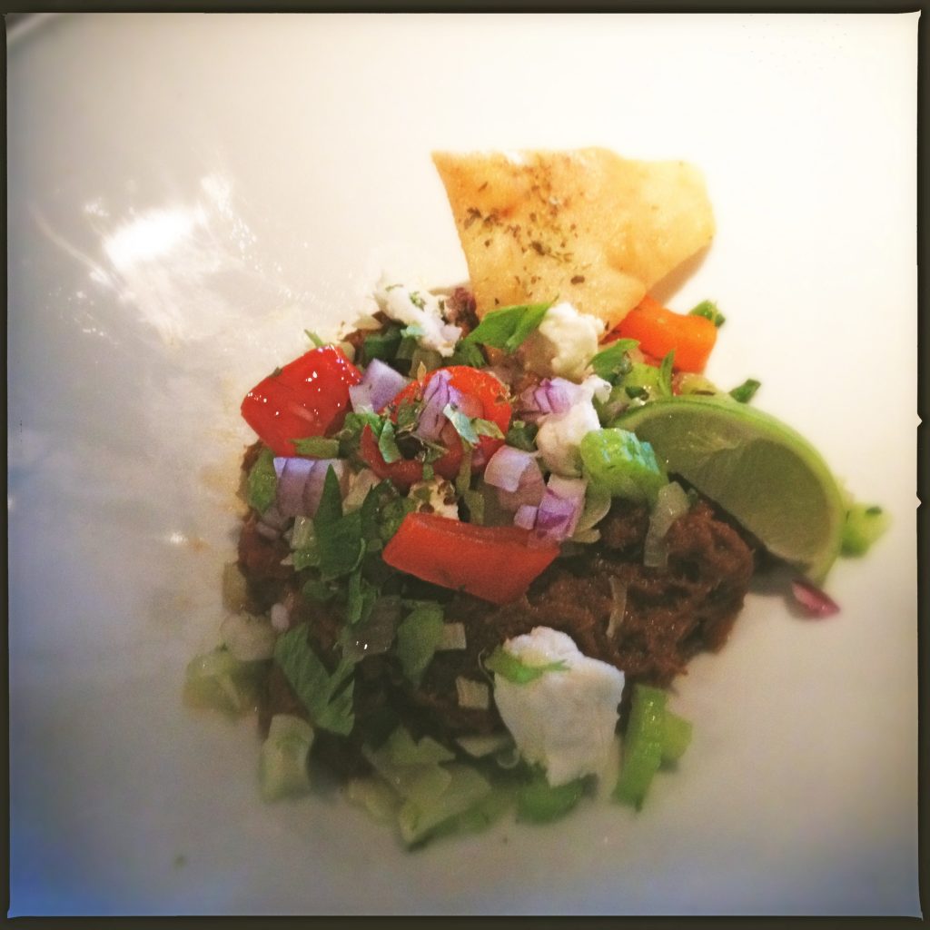 Vinnare: Cuttin’ Chris’ amazing mole- & goat chili with pickled chile & mexican totopos