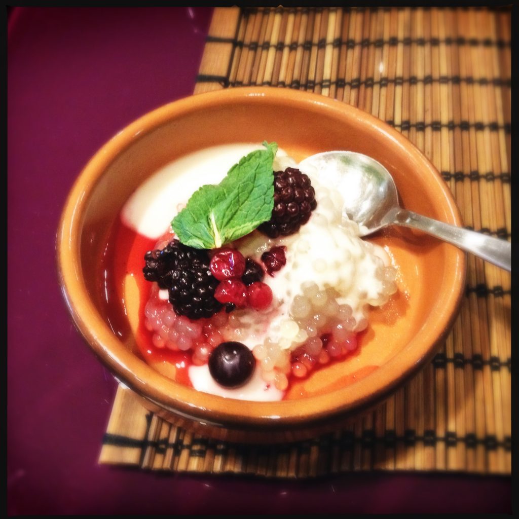 Thailändsk dessert. Något som delade gästerna i för och mot. Jag är för. Alla andra var mot.