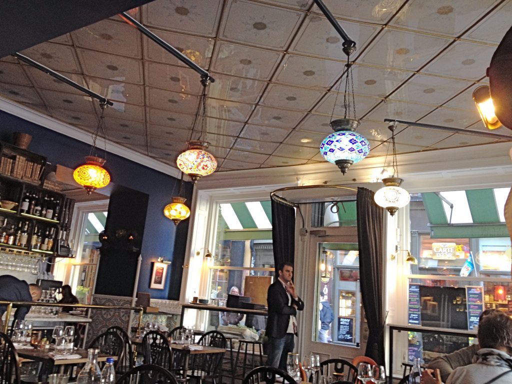 Alexander Youssef använder sin mammas recept på sin nya restaurang.