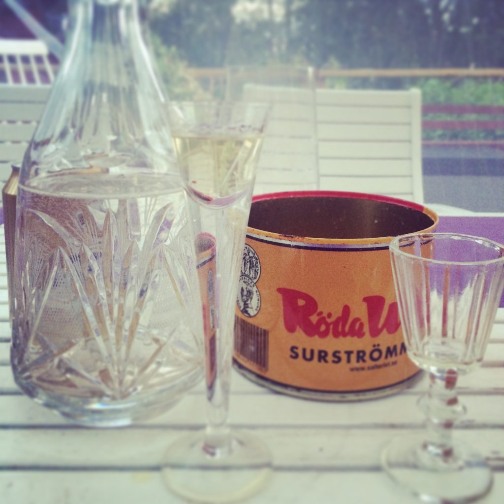 Surströmming på hemmafest.