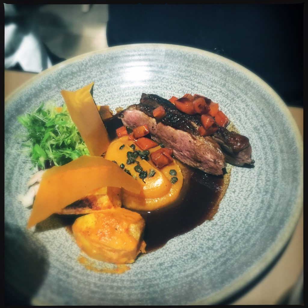 Godaste rätten var anka med pumpapuré.