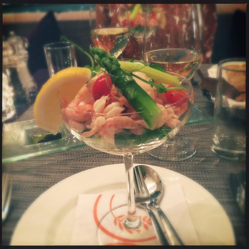 Räkcocktail på 70-talsvis när hotell Sheraton fyller 45 år.