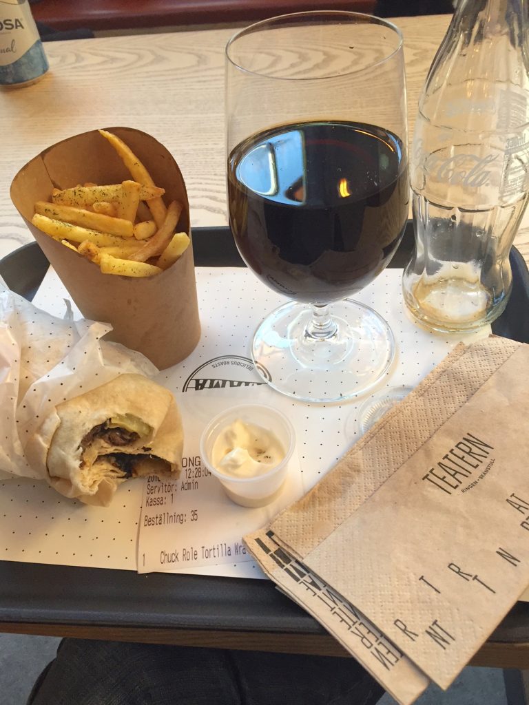 Jag testade en chuck role tortilla wrap på Marco Baudones Mama.