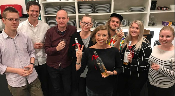 De flesta från Digitala redaktionen ställer upp på provning. Alla ställer bara inte upp på bild!