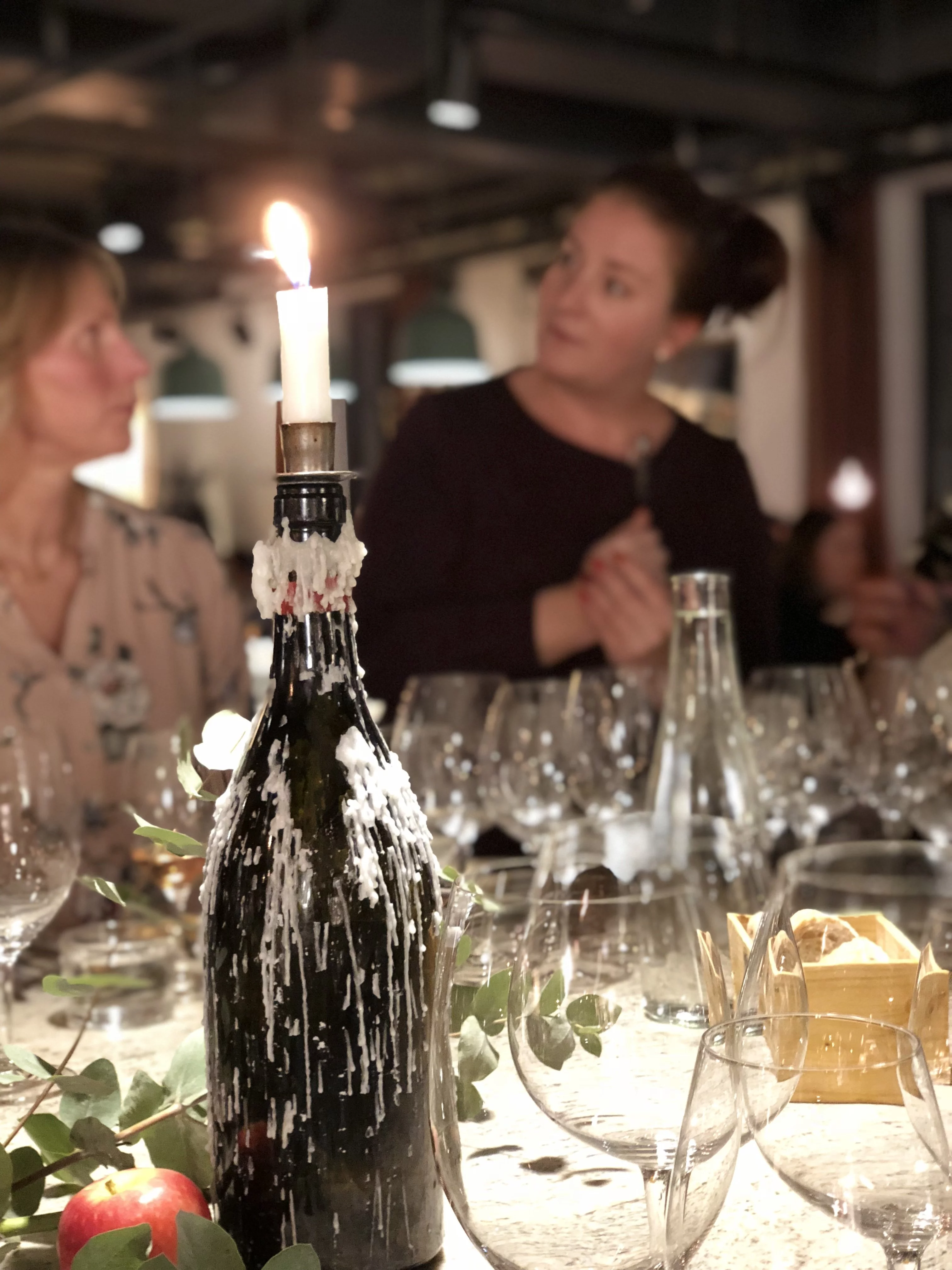 Emma xx kan konsten att prata om vinerna så att det engagerar alla.
