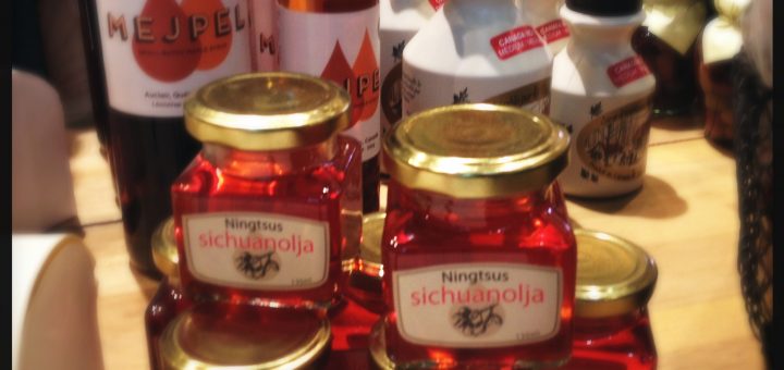 Denna oumbärliga sichuanolja finns nu även i Sickla. Hurra!!