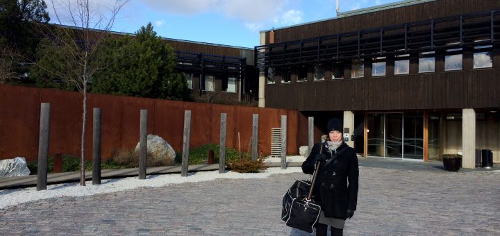 På väg in, oändligt peppad för japanskt bad och mat.