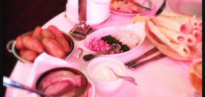 Oskars och Röda ulven var de strömmingar som bjöds på Tennstopet.