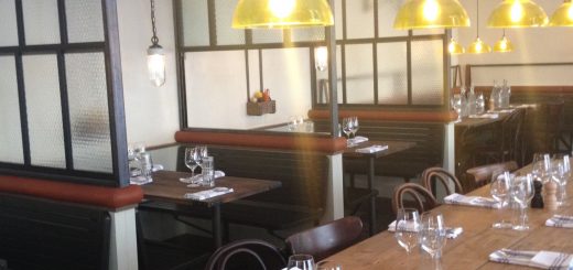 Kommendören är en ny satsning från Vassa Eggen. Här är det amerikansk bistrokänsla som gäller.