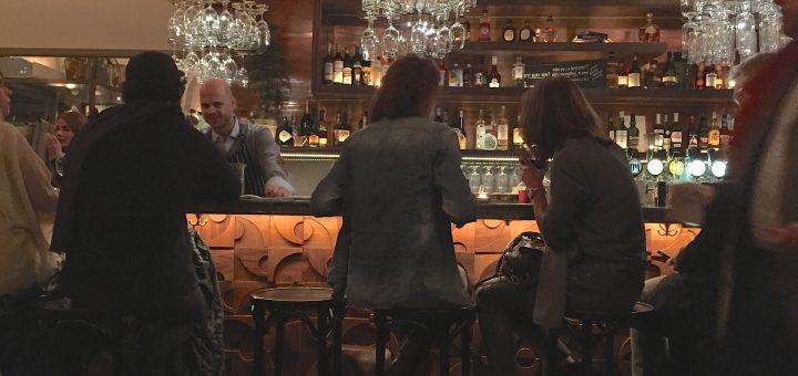 Kornhamnstorg No53 drivs av Marco Baudone, här bakom bardisken.