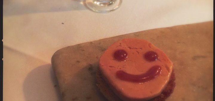 Glad anklever med nypon.