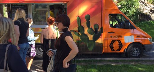 Bra mexikansk mat drar mycket folk till trucken La Olita