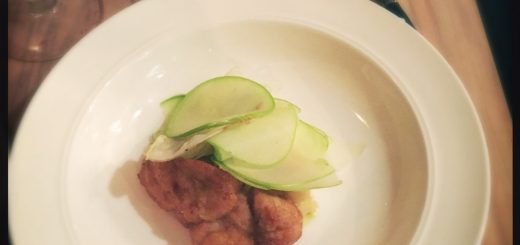 Kalvbräss, palsternacka och äpple på restaurang Paradiso.