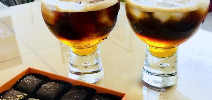 Recept på Carajillo – iskall kaffedrink med espresso och Licor 43.