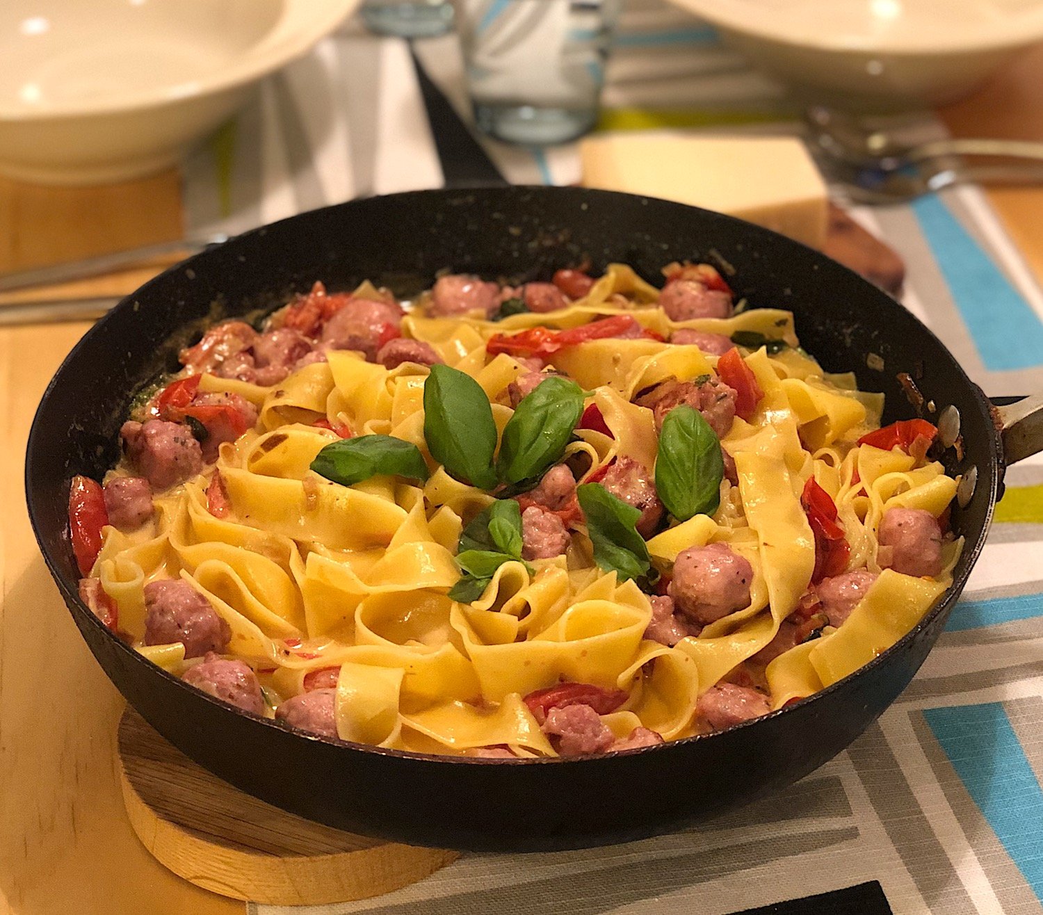 Krämig pasta med salsiccia