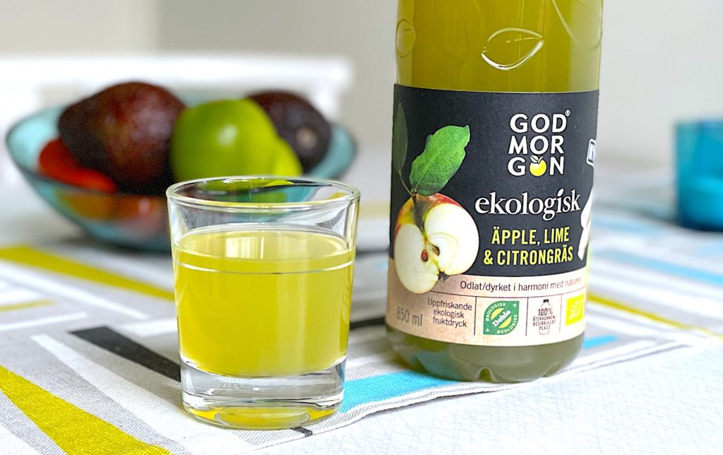 Grön god och ekologisk. Den nya juicen, God Morgon Ekologisk Äpple, Lime & Citrongräs, får tummen upp av mig.