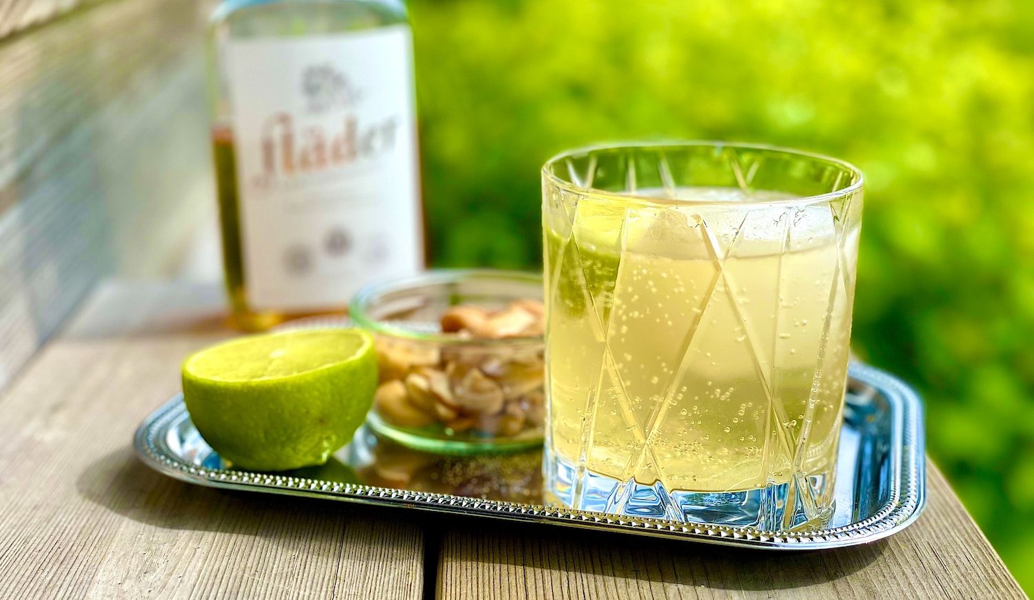 Snaps & Tonic sommarens enkla drink gör jag på nubbe MatMalin.se