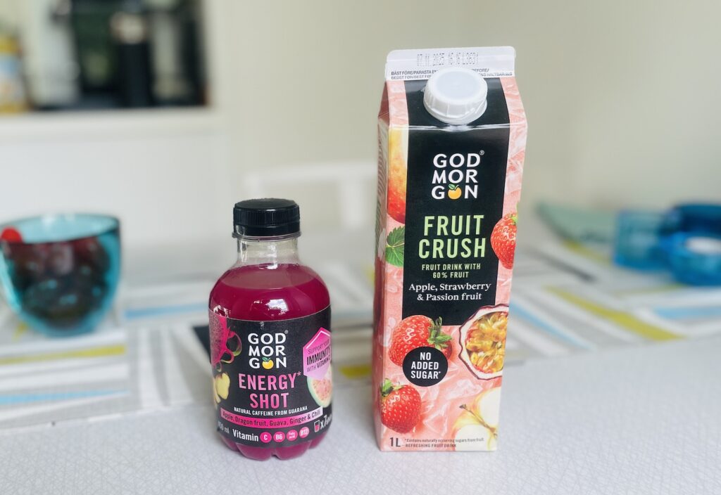 Två nyheter från God Morgon: Energy Shot Äpple, drakfrukt, ingefära & chili och Fruit Crush Äpple, jordgubb & passionsfrukt.