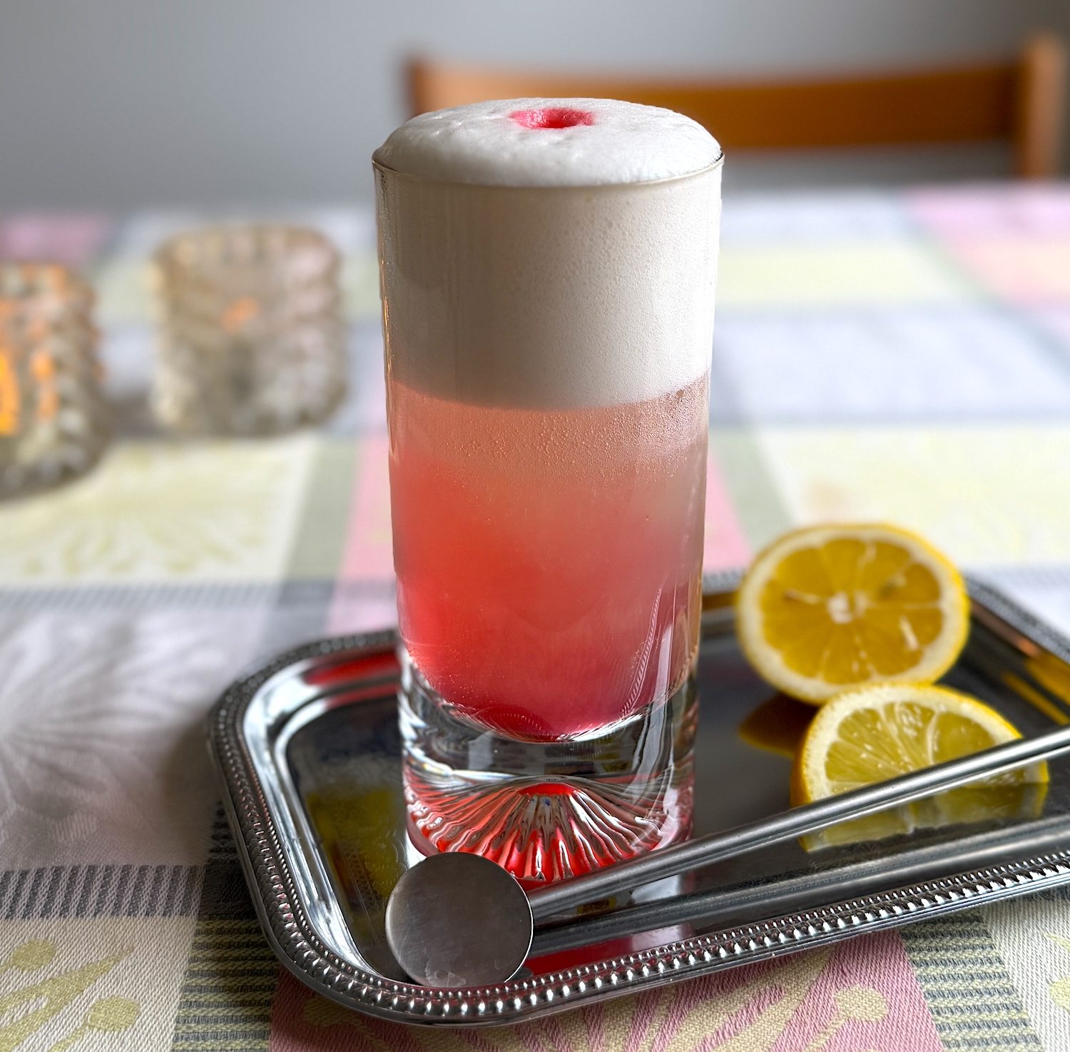 Rhubarb Gin Fizz