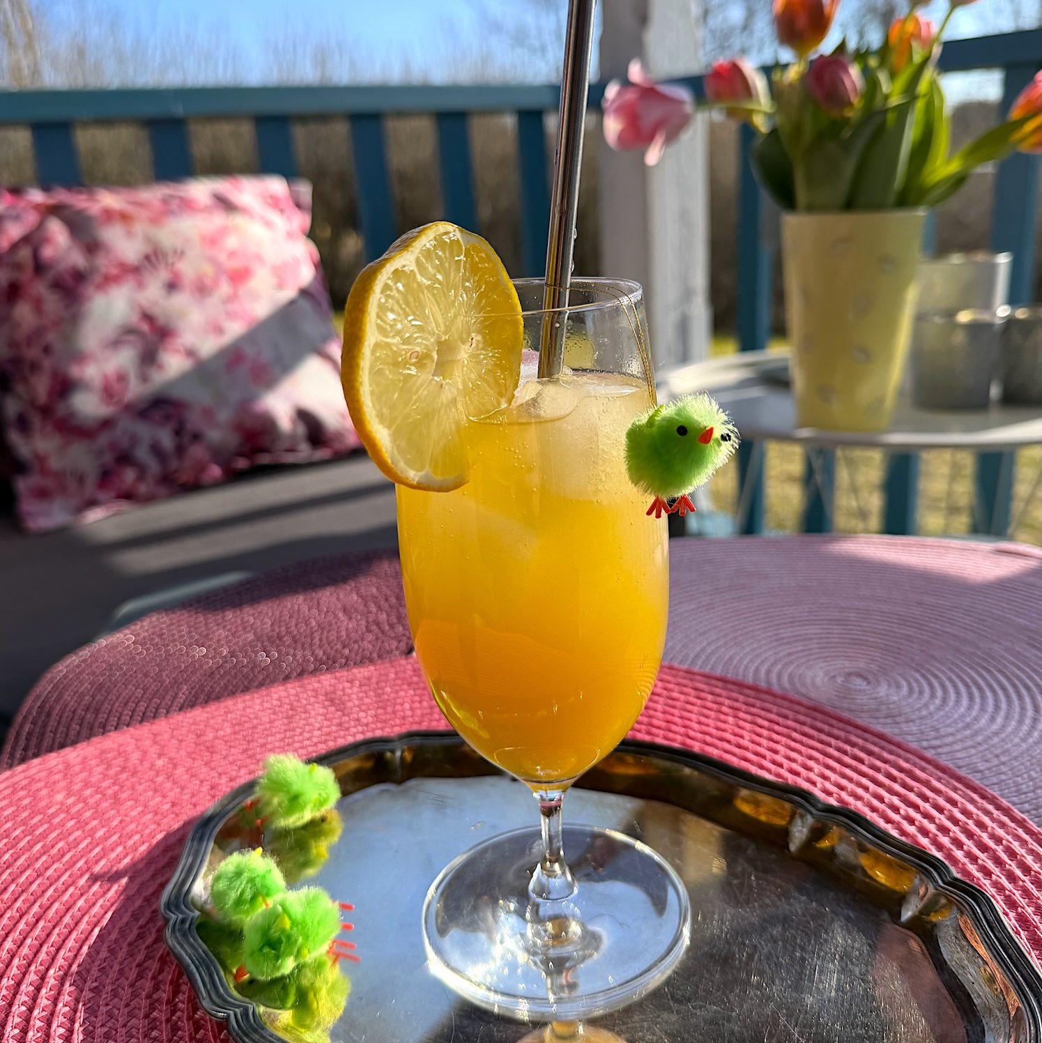 Gul bubblig mangodrink